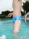 DSC00001_blue_splash_speedo_trentdude_dot_com.jpg