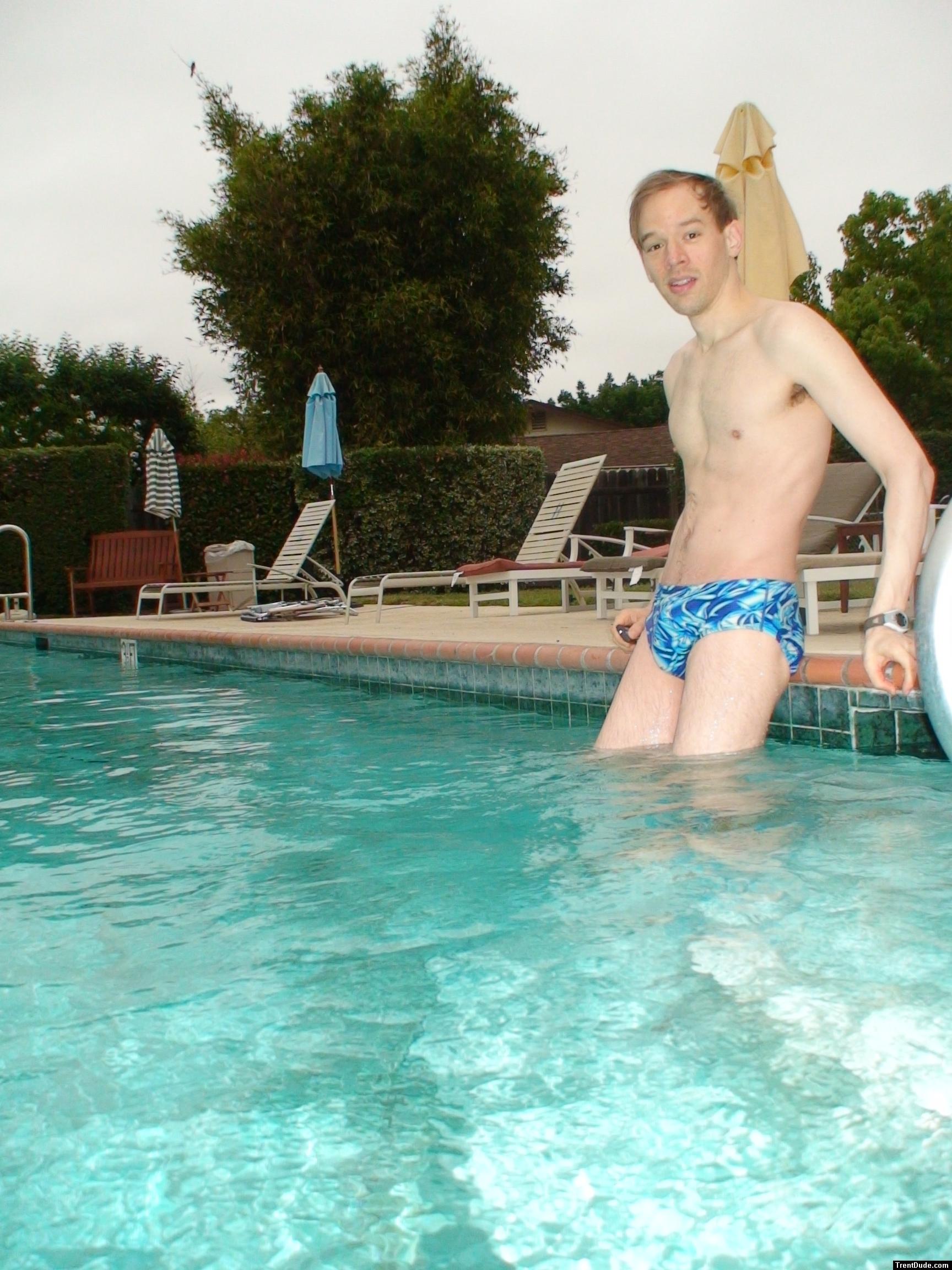 blue Speedo with fashion splash pattern (best)