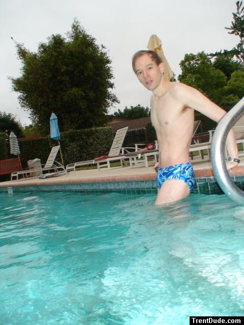 blue Speedo with fashion splash pattern (best)