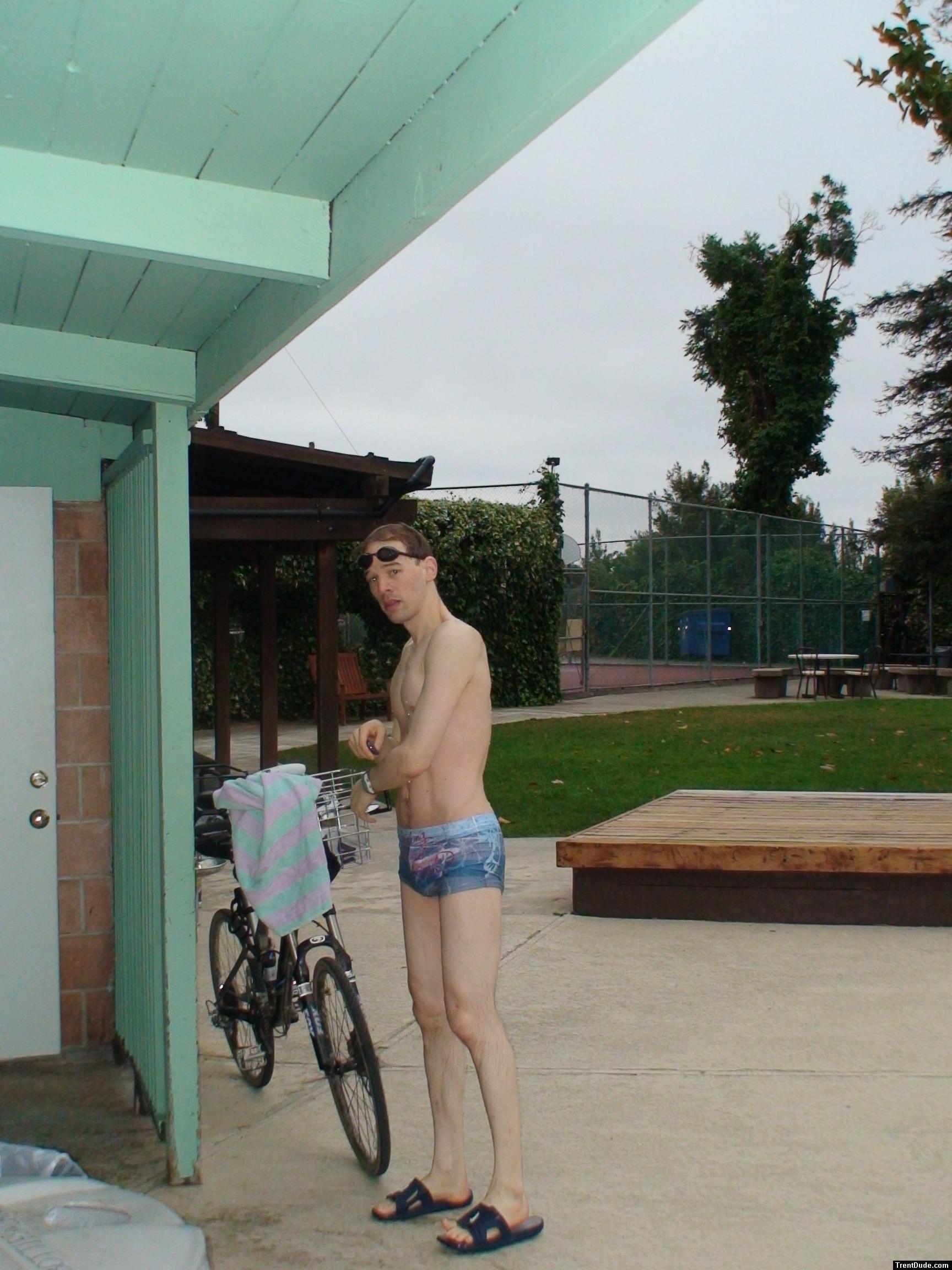 Ibiza Swim brief from Ami Sanzui.com (drying off after a swim)
