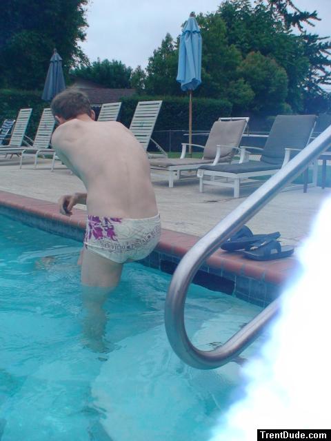 The back says "Servicio Postal Mexico (Mexicano swim brief from Ami Sanzuri.com) (rear)