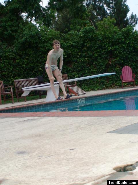 about to dive in wearing a Mexicano swim brief from Ami Sanzuri.com