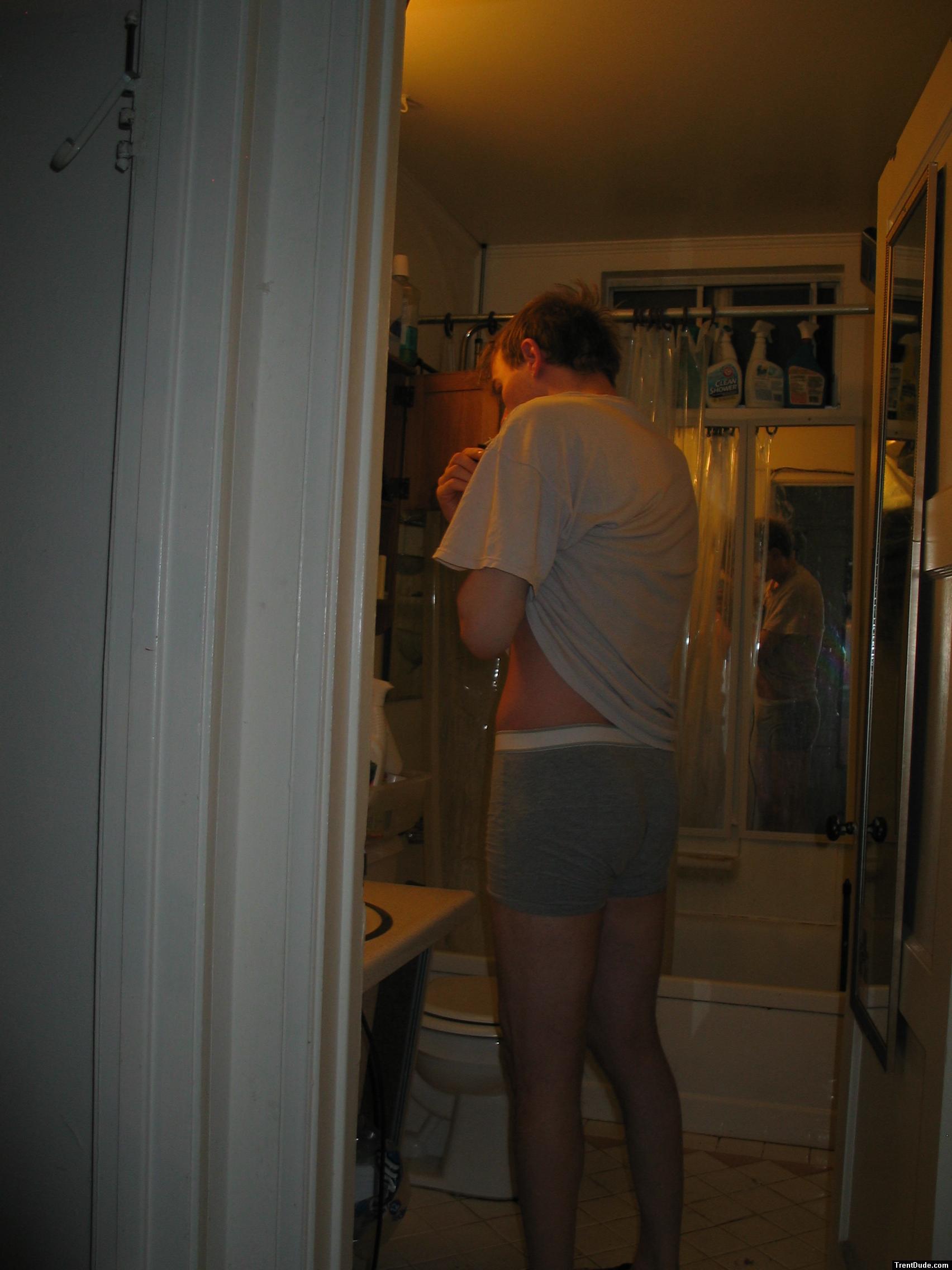 Grey boxer briefs (fat)