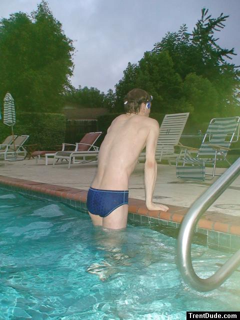 Swimmer in Speedo Fastskin Royal Blue brief from speedousa.com (rear)