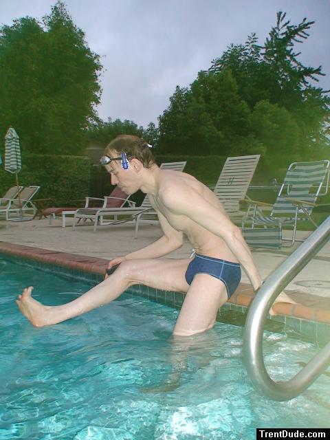 Swimmer in Speedo Fastskin Royal Blue brief from speedousa.com