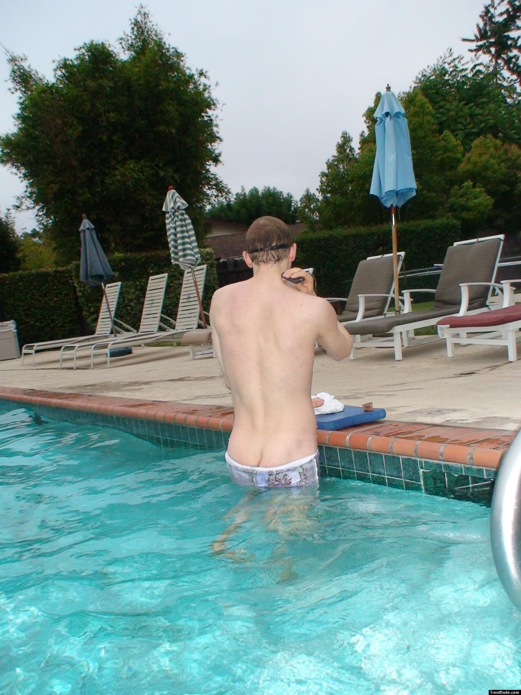 Size medium is too big for competitive swimming