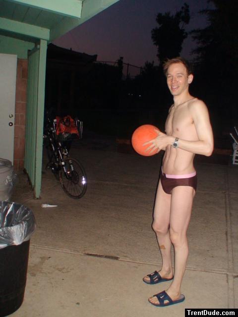 Basketball and Ami Sanzuri brief