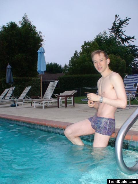 "Psychedelic" square-cut swimsuit from Ami Sanzuri 2009 (best) (smile) (pouch)