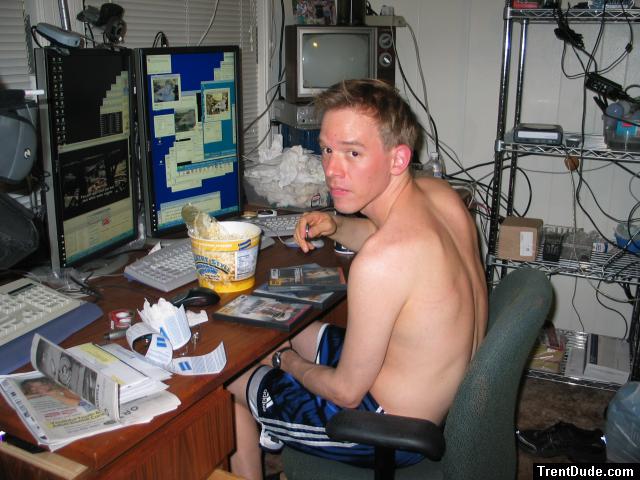 Cute geeky computer student!