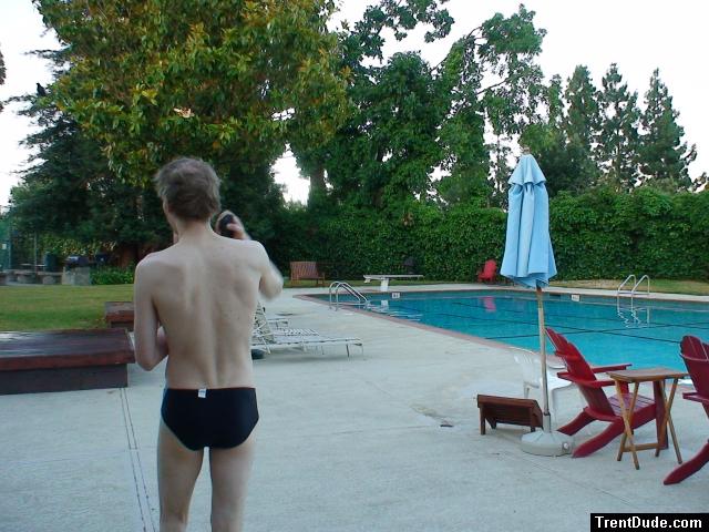 reject photo, tag showing