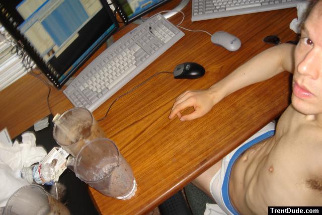 Calvin Klein Sport Briefs, abdominal muscles