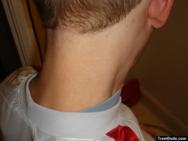 short hair neck