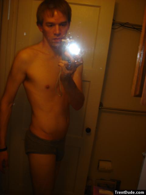 Hanes fashion briefs - in a mirror