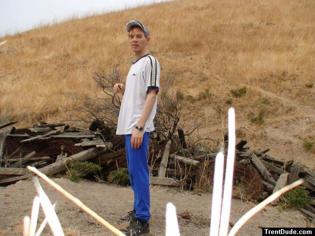 Farm dude in blue sweat pants, quiksilver T-shirt!