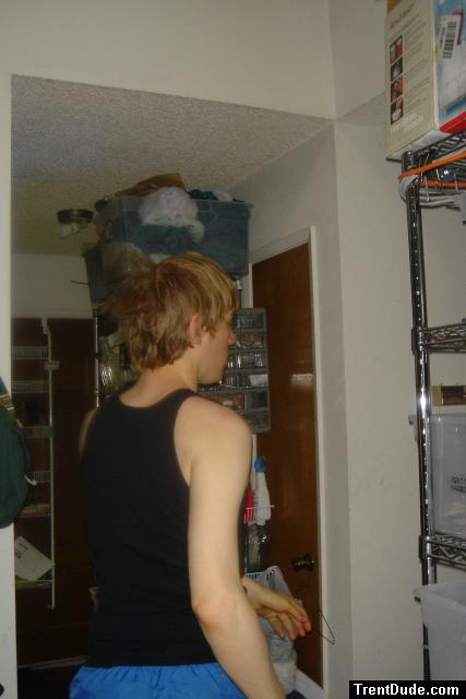 black tanktop  (back side)