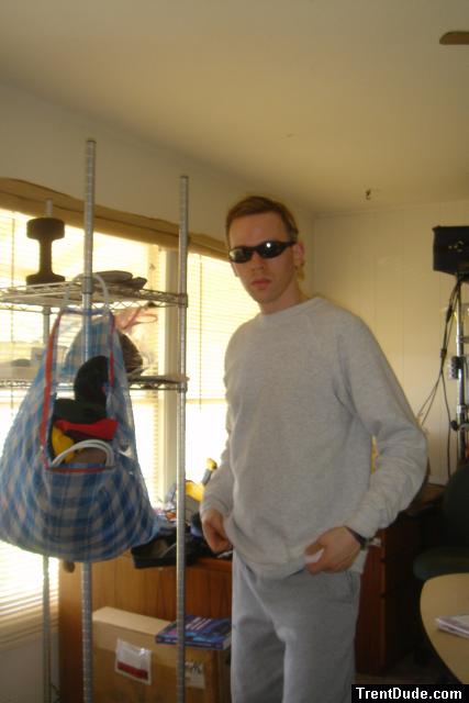 Clothes - grey sweat pants