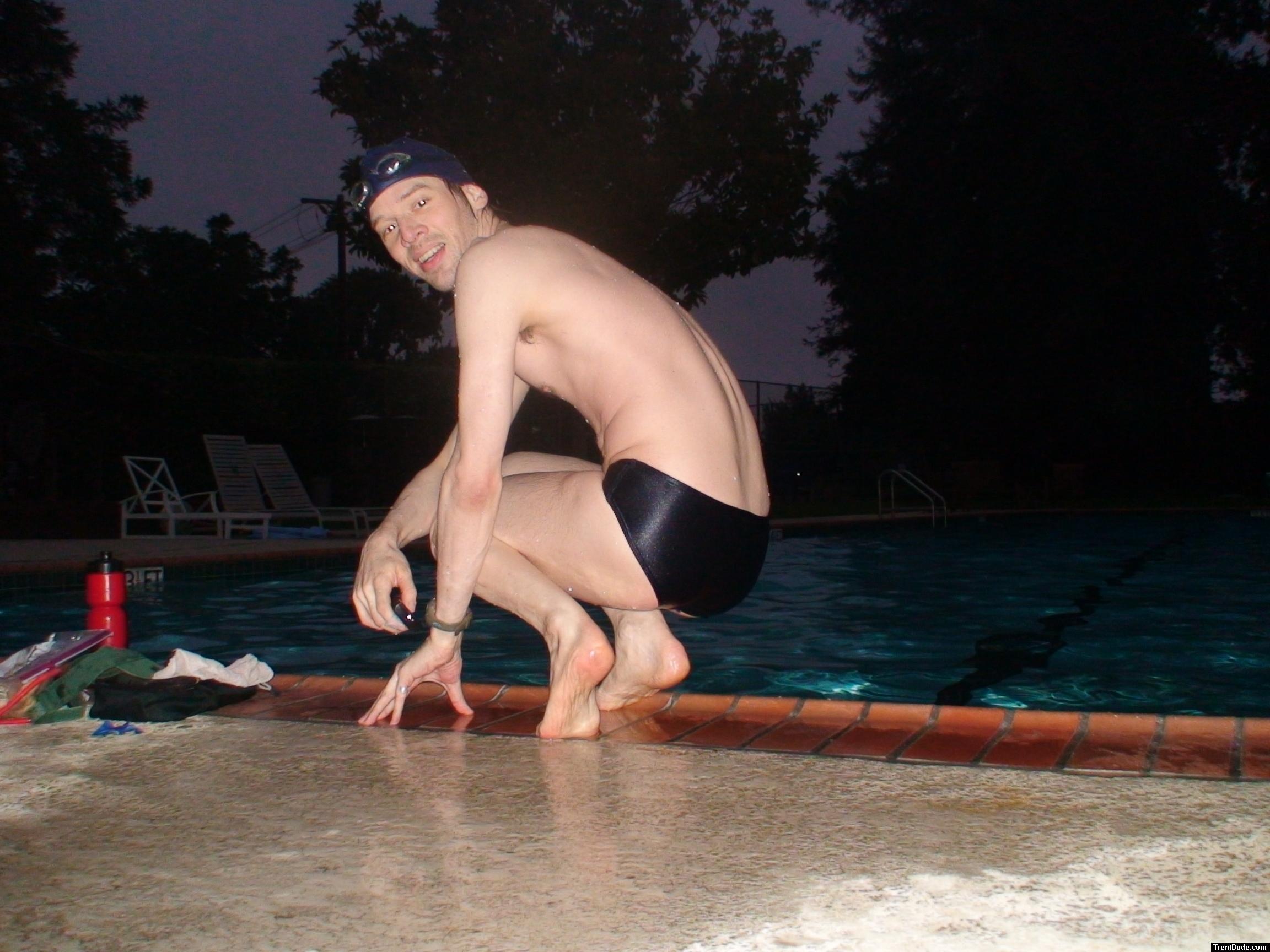 Swim team speedo size 30 inch (feet)