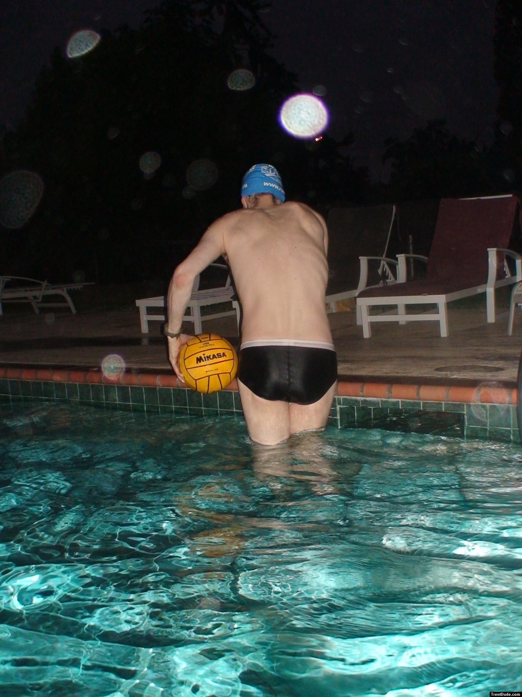 Black/white speedo (rear)