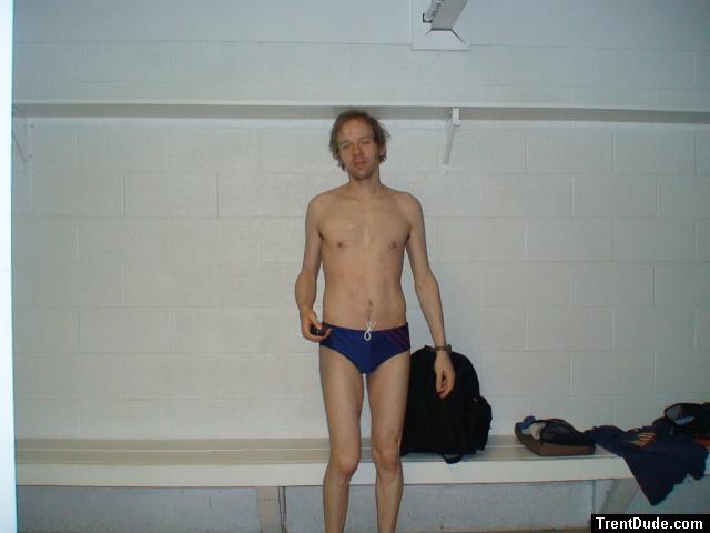 Blue speed / red stripe morning swim