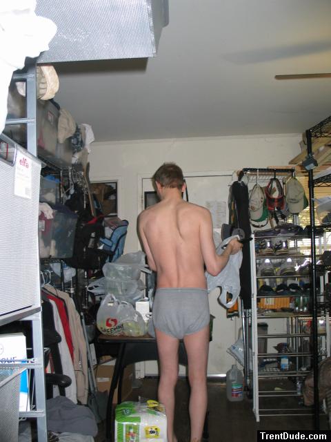 Sagging underwear and food