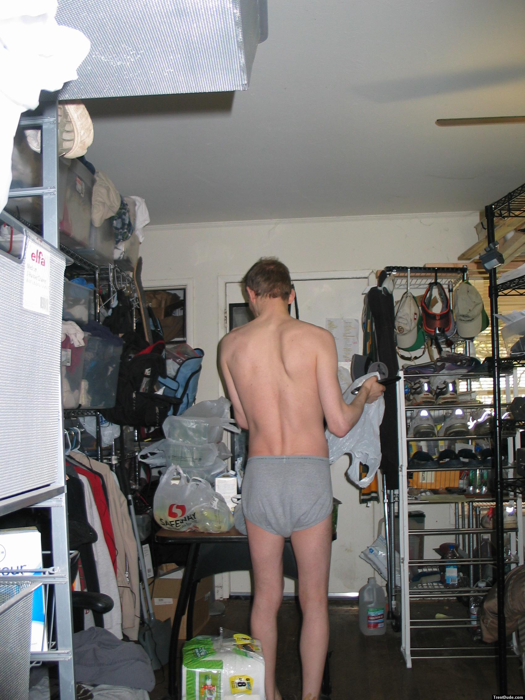 Sagging underwear and food