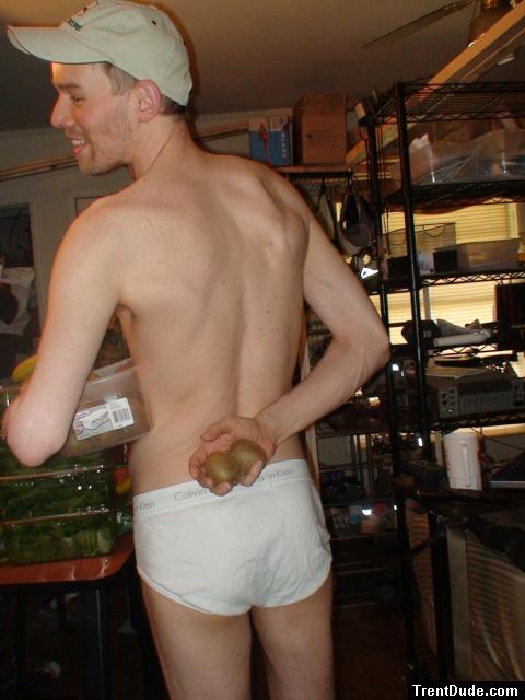 Italian Kiwis (rear)