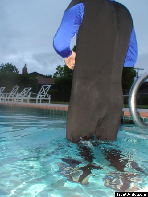 Aeroskin California wetsuit (rear)