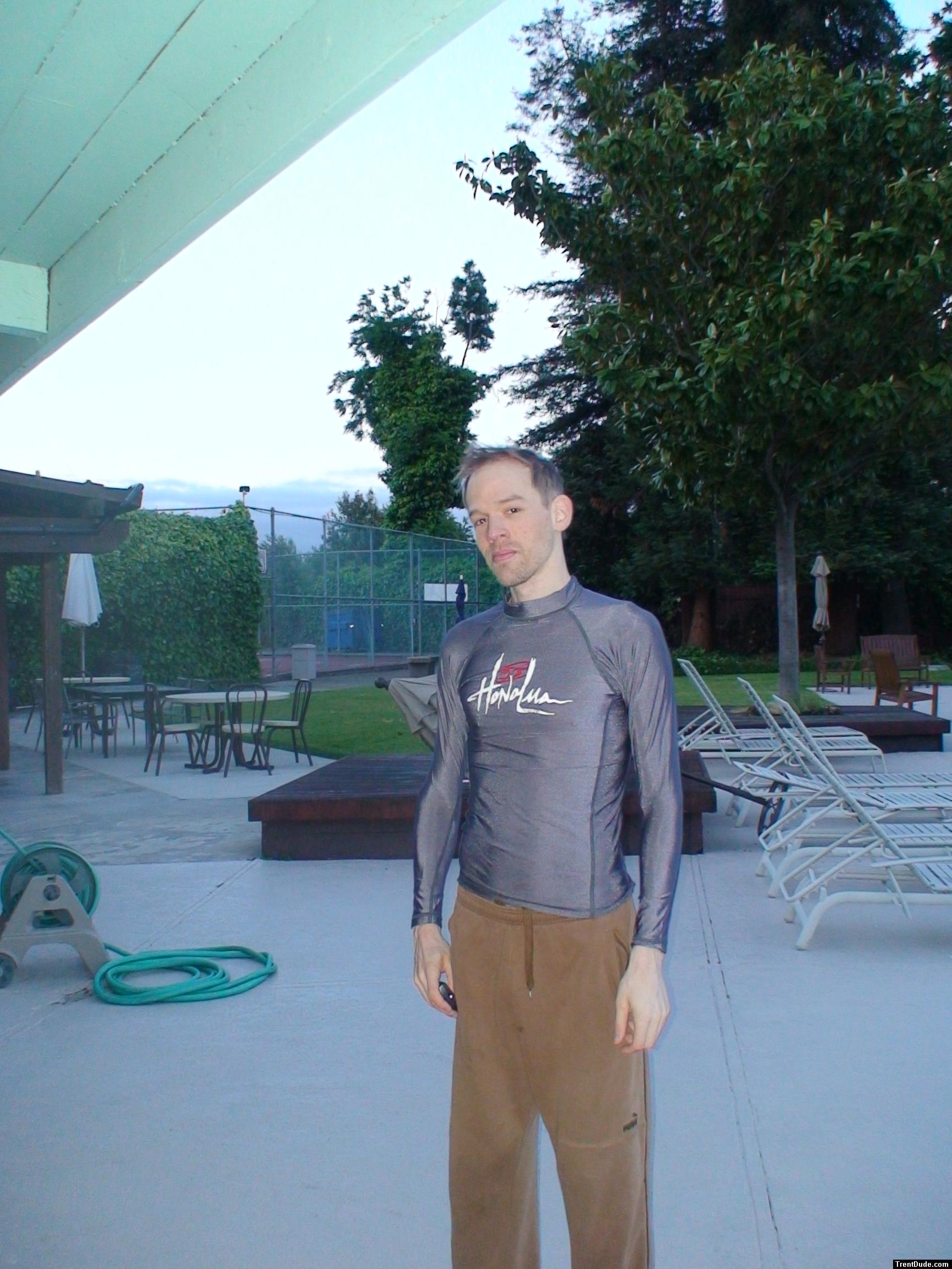 Honolua rash guard, brown puma sweats (before a swim)