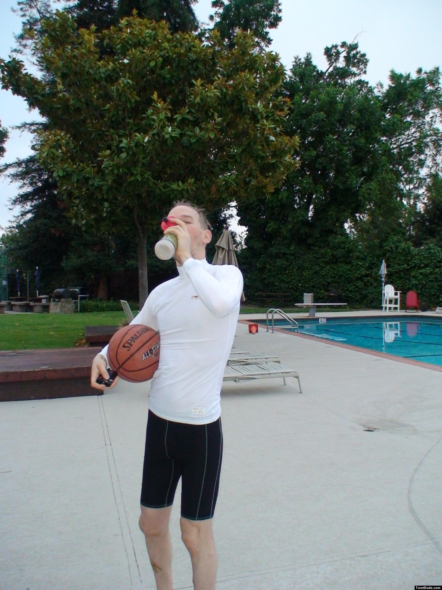 Dolfin Jammer at the pool