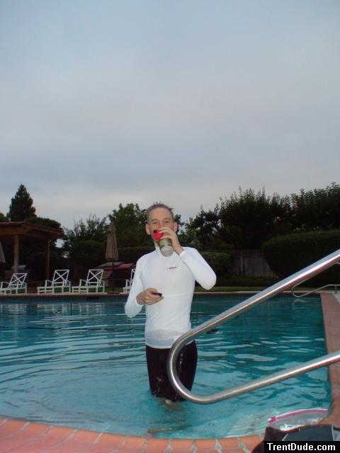 Dolfin Jammer at the pool