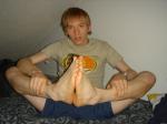 feet - How loud can I clap