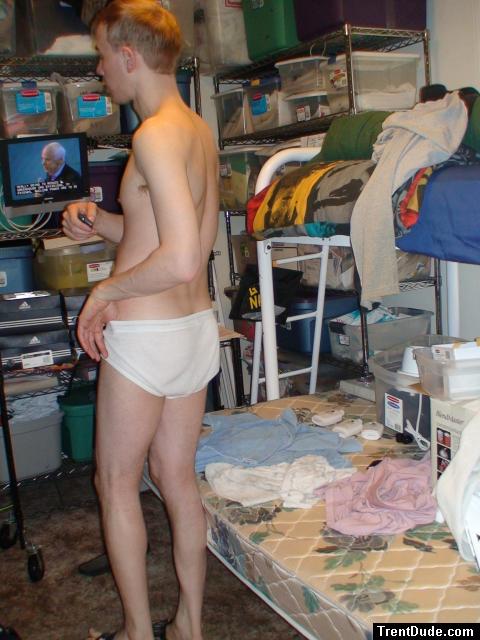 Hanes Tightey Whitey underwear (butt)