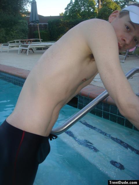 Stretching in Nike Jammer (bulge)