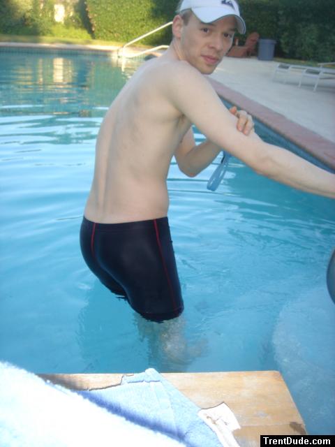 Nike Jammer with red stripes (butt)