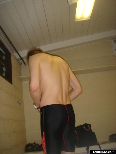 Trying on Nike Jammer with red stripes! (back)