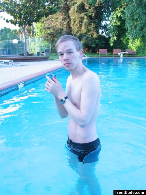 pose