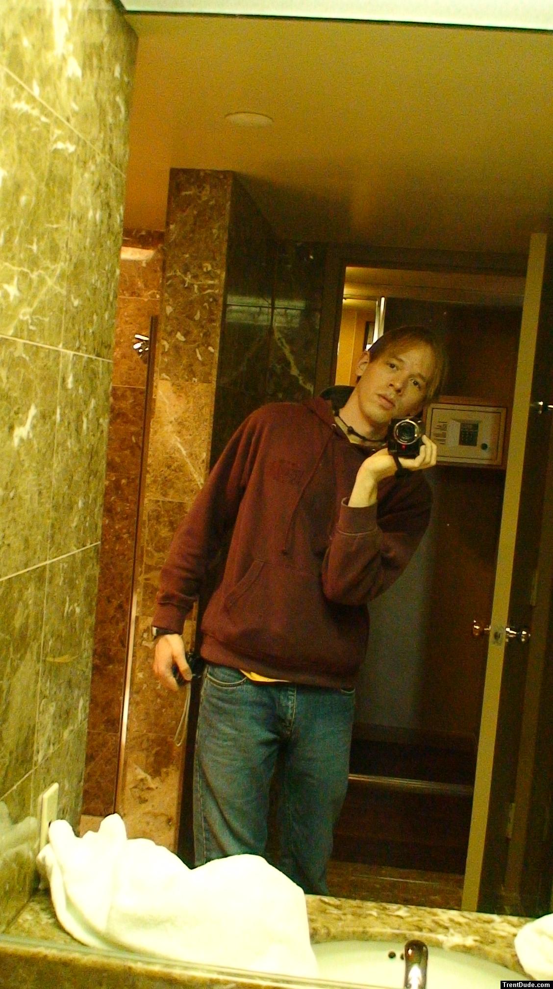Hotel room in Lake Tahoe california (wearing Quiksilver jeans, Everlast Sweat shirt)
