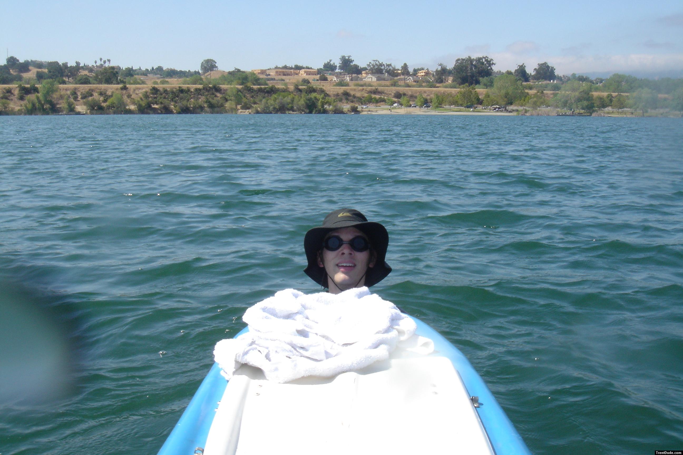 TOo difficult to see face