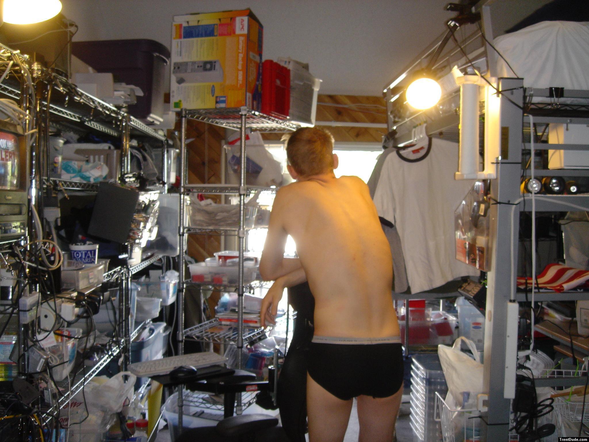 Black hanes from the back