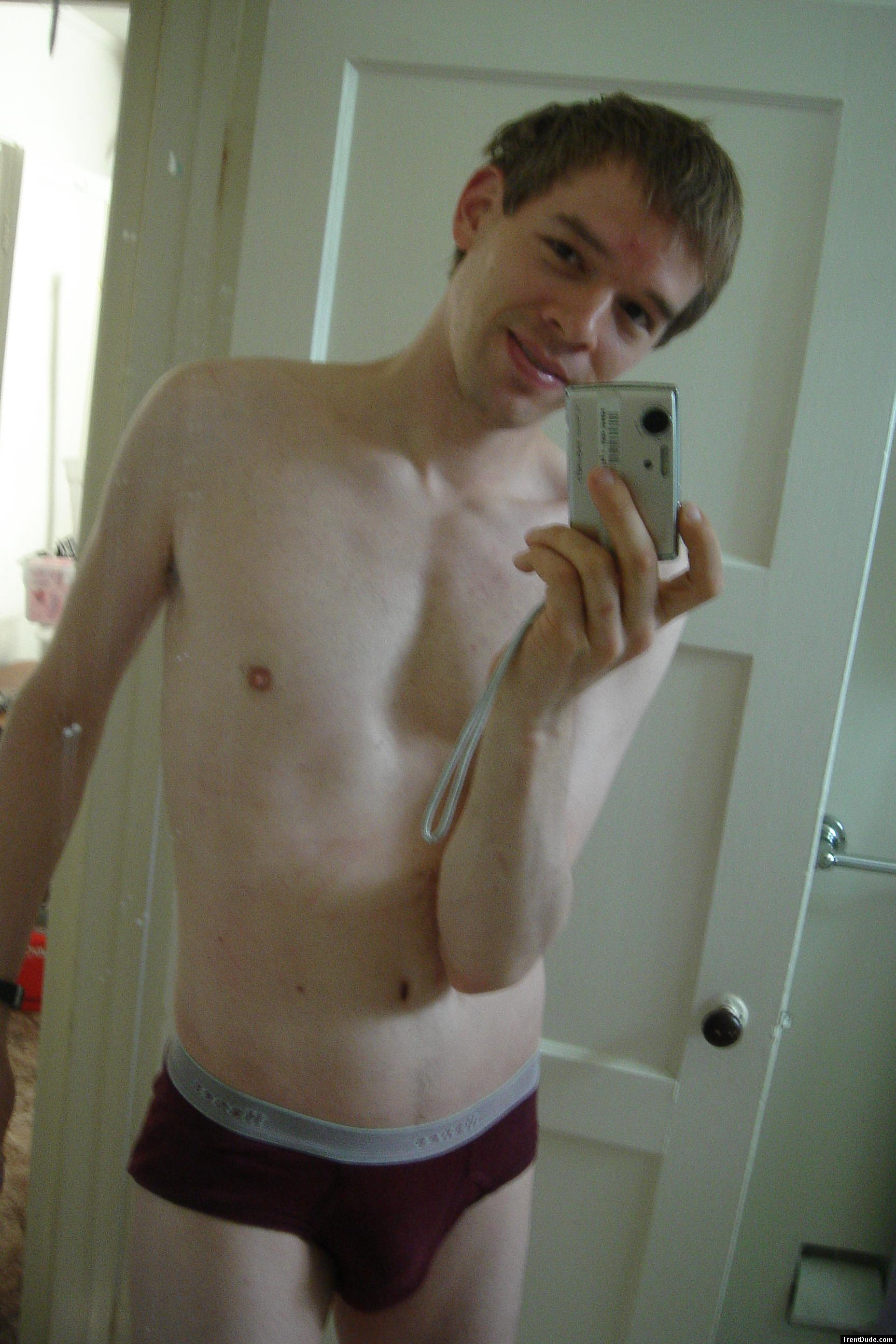 Happy dude in Red hanes!