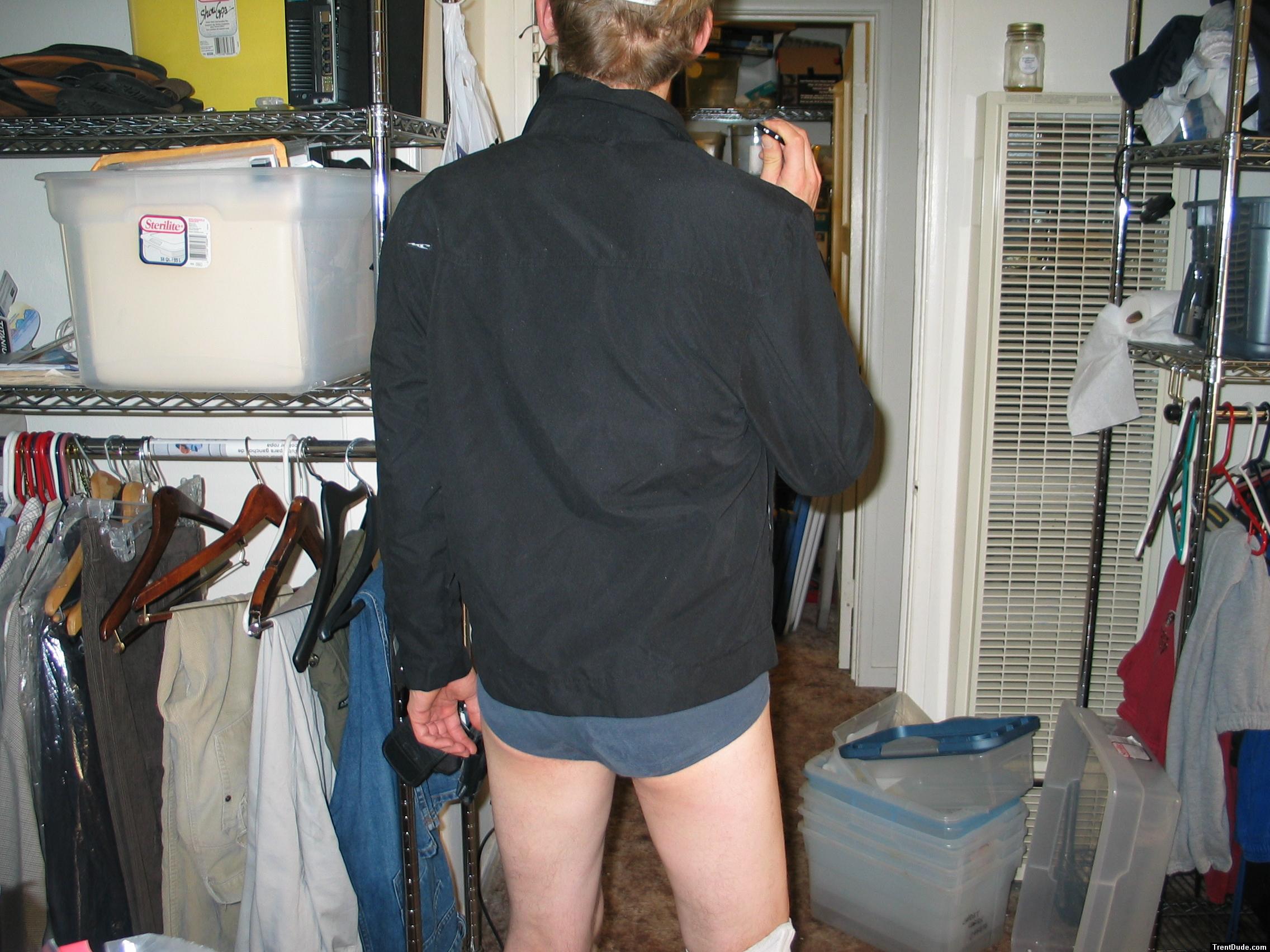Blue Hanes comfort fit - Oneill black jacket!