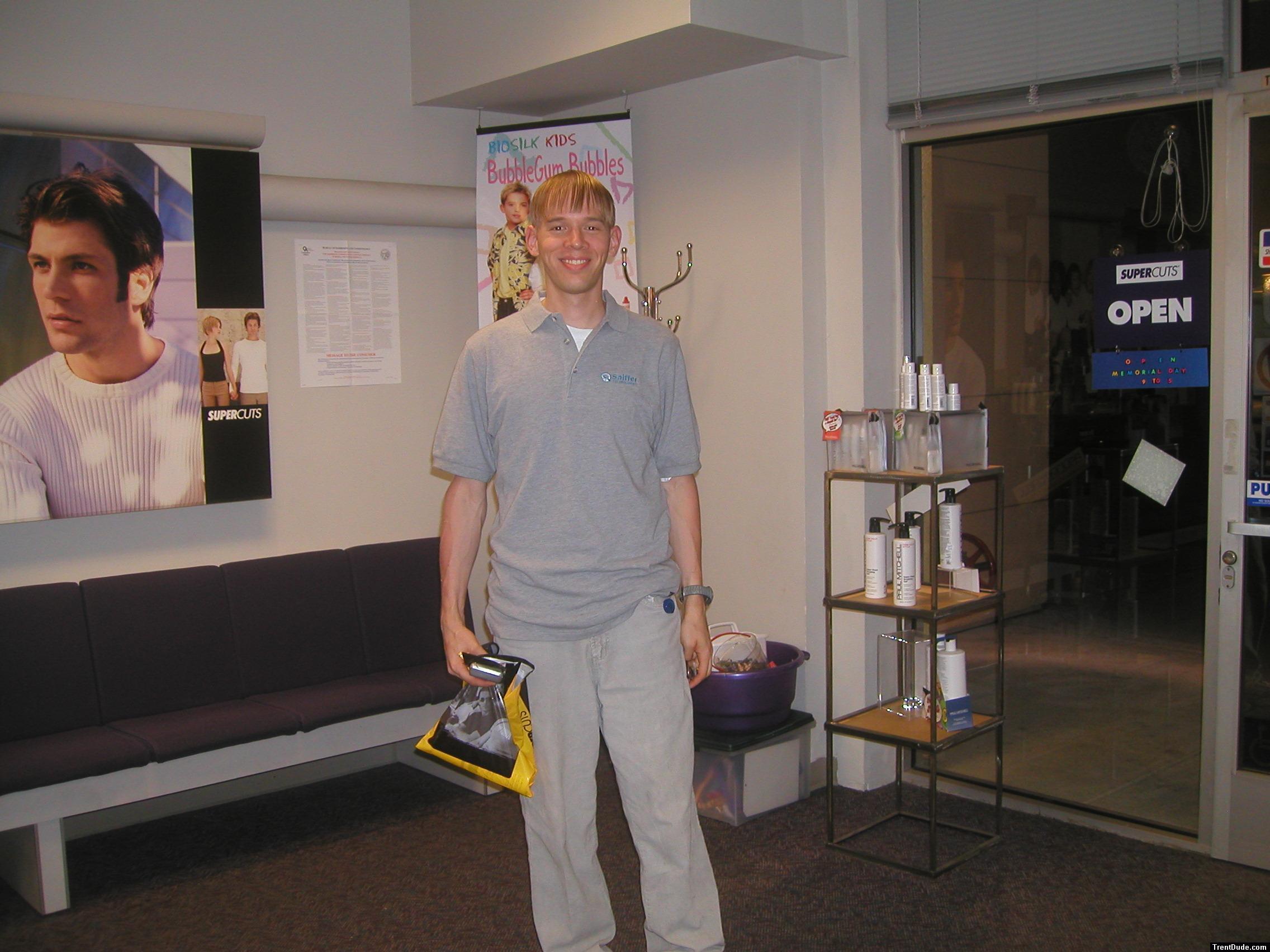 Leaving Supercuts.  I managed to talk the gals into giving me another free haircut!