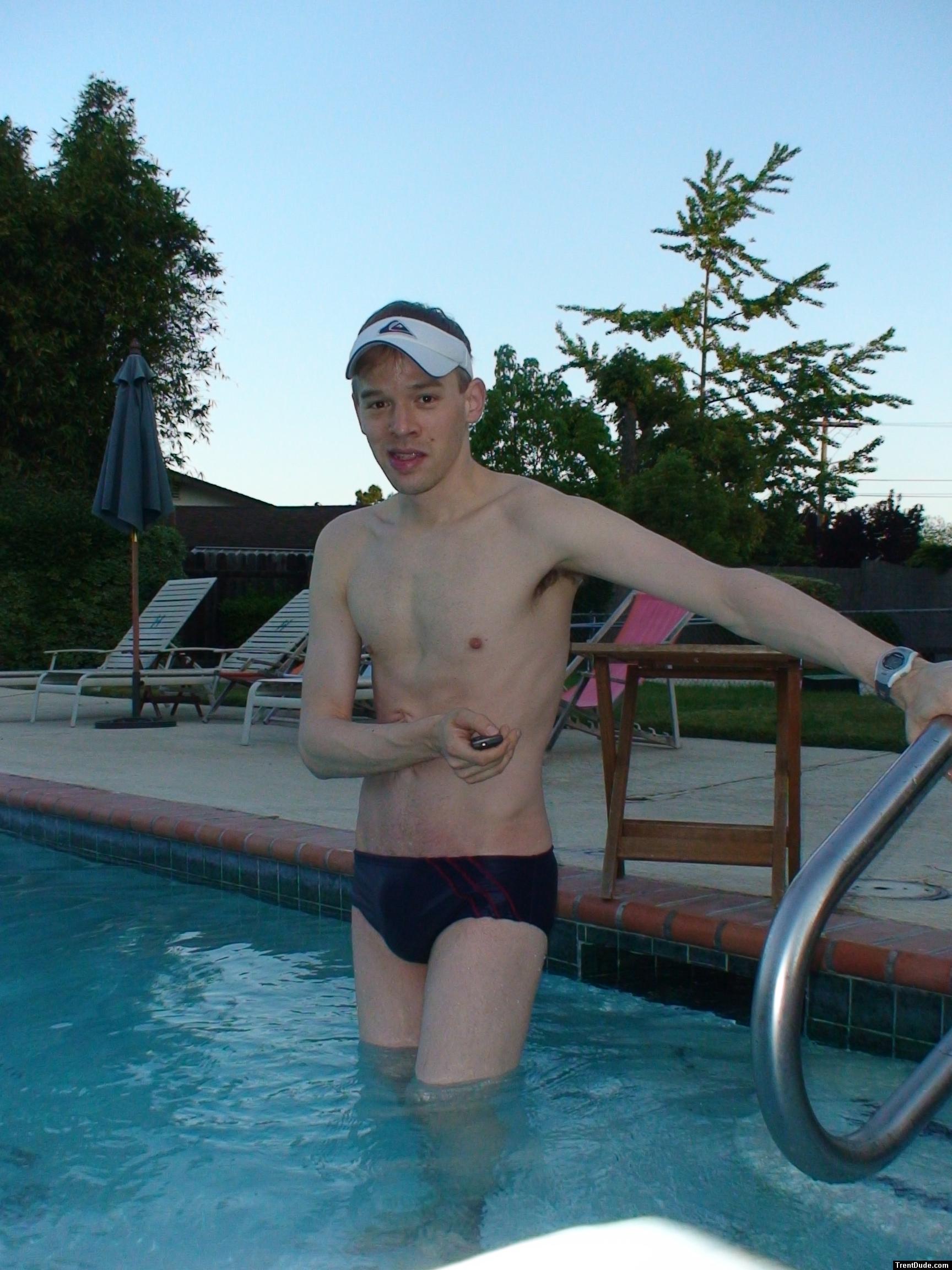 smile - Blue/Red stripes Speedo - bulge