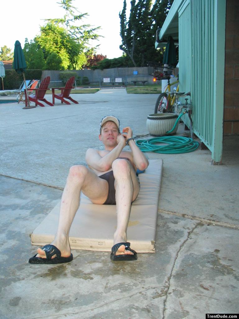 Smiling while doing sit-ups