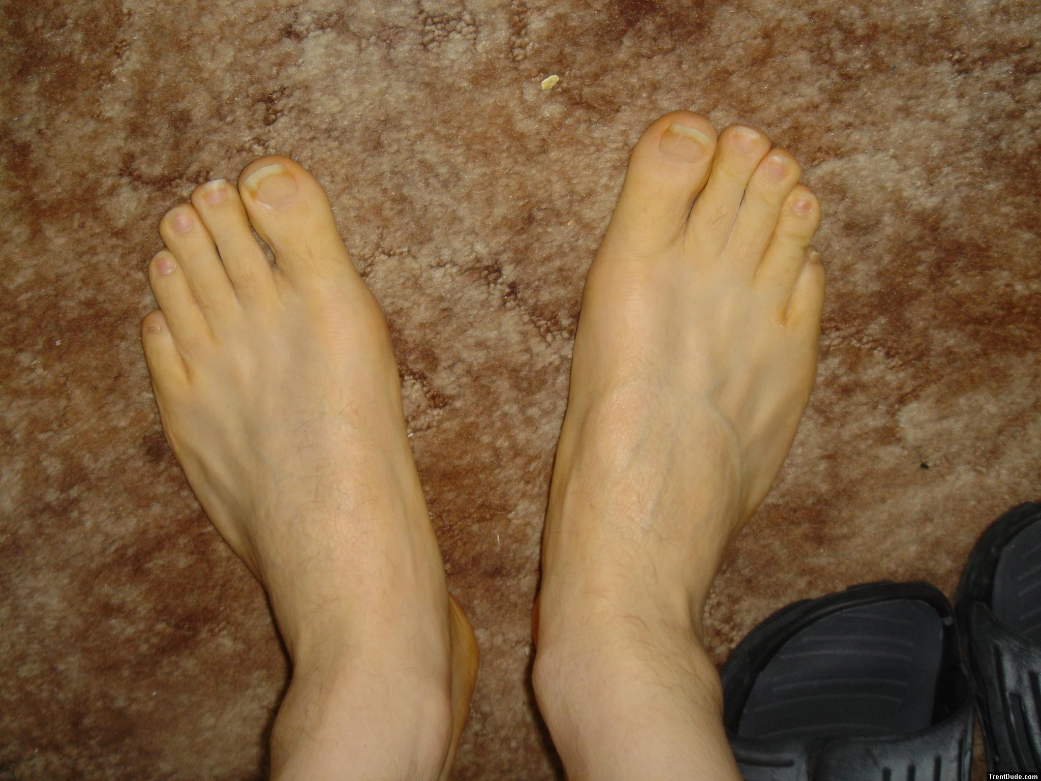 Feet with long nails