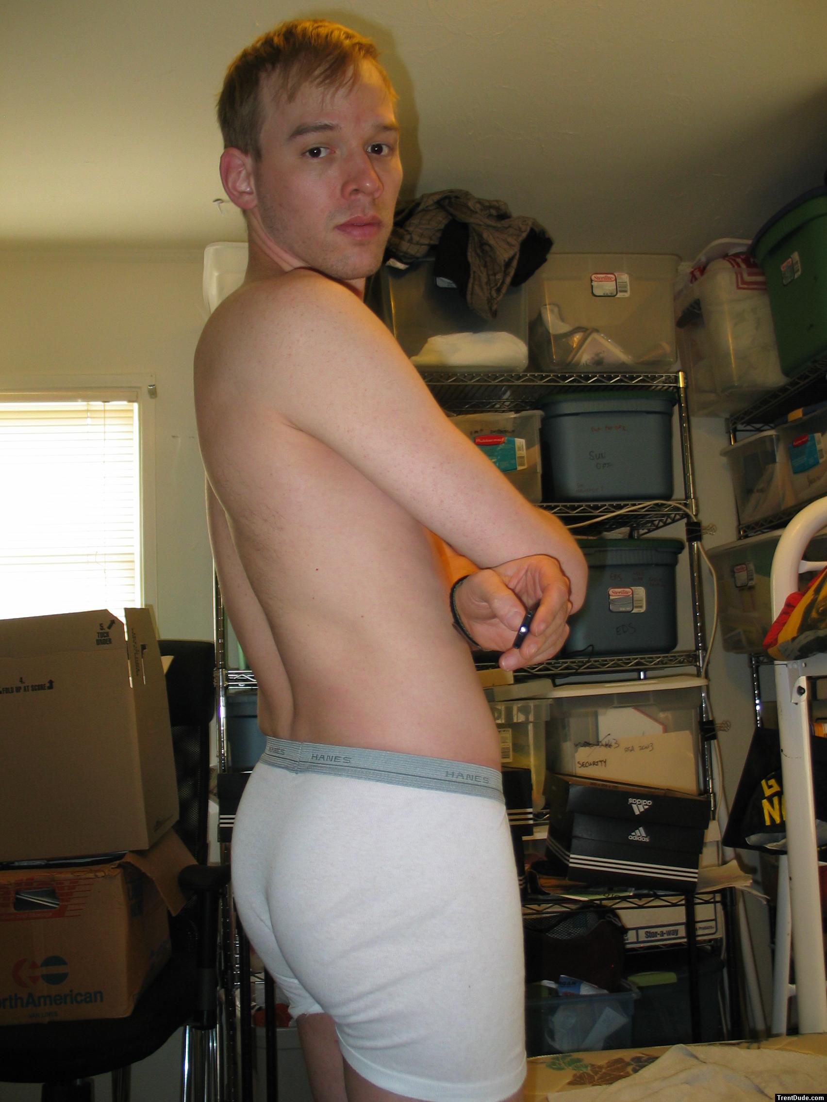 Hanes boxer brief (butt)