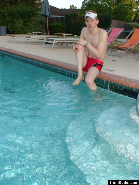 Foot near the water!