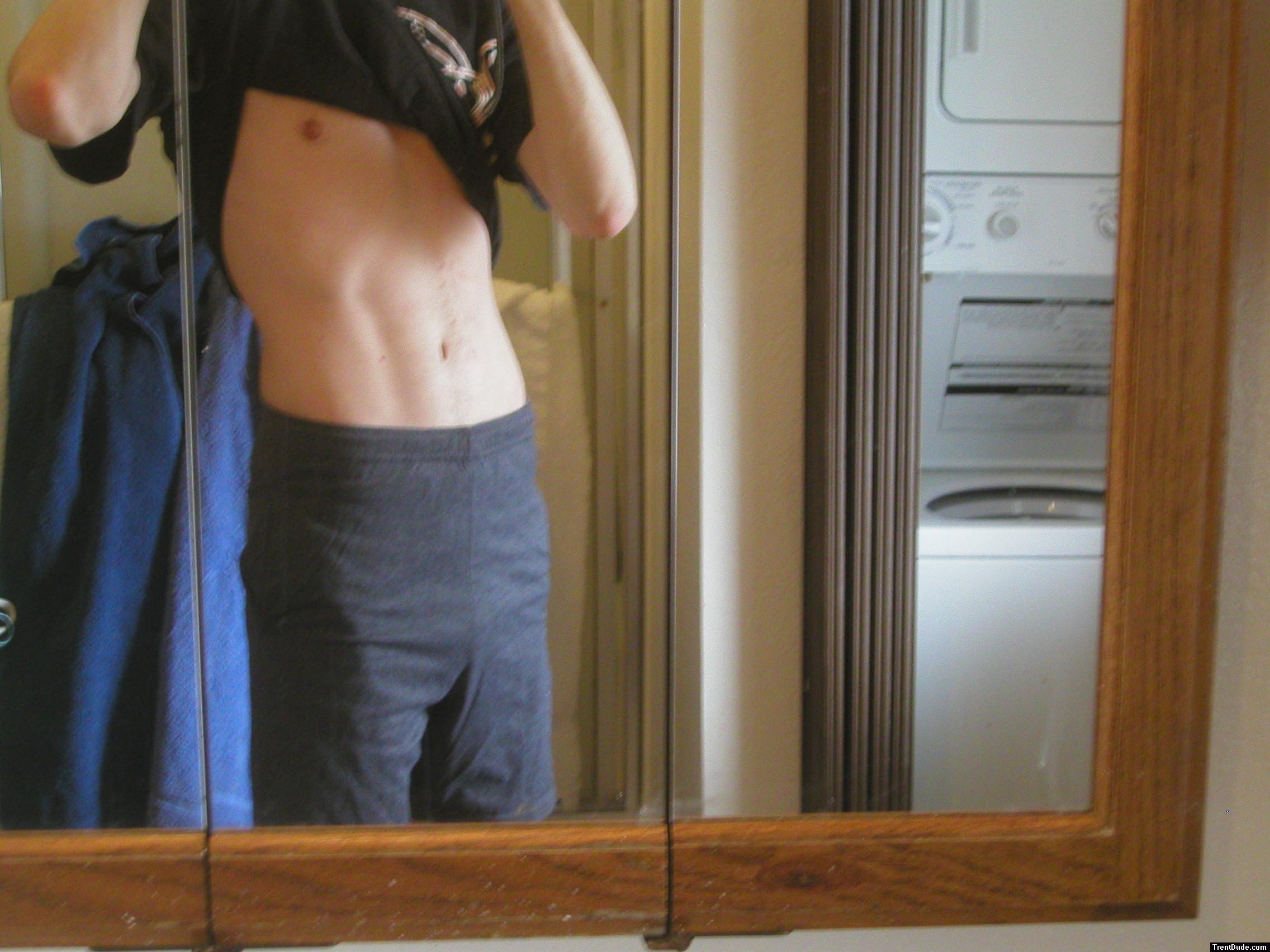 MIrror photo and sweat shorts